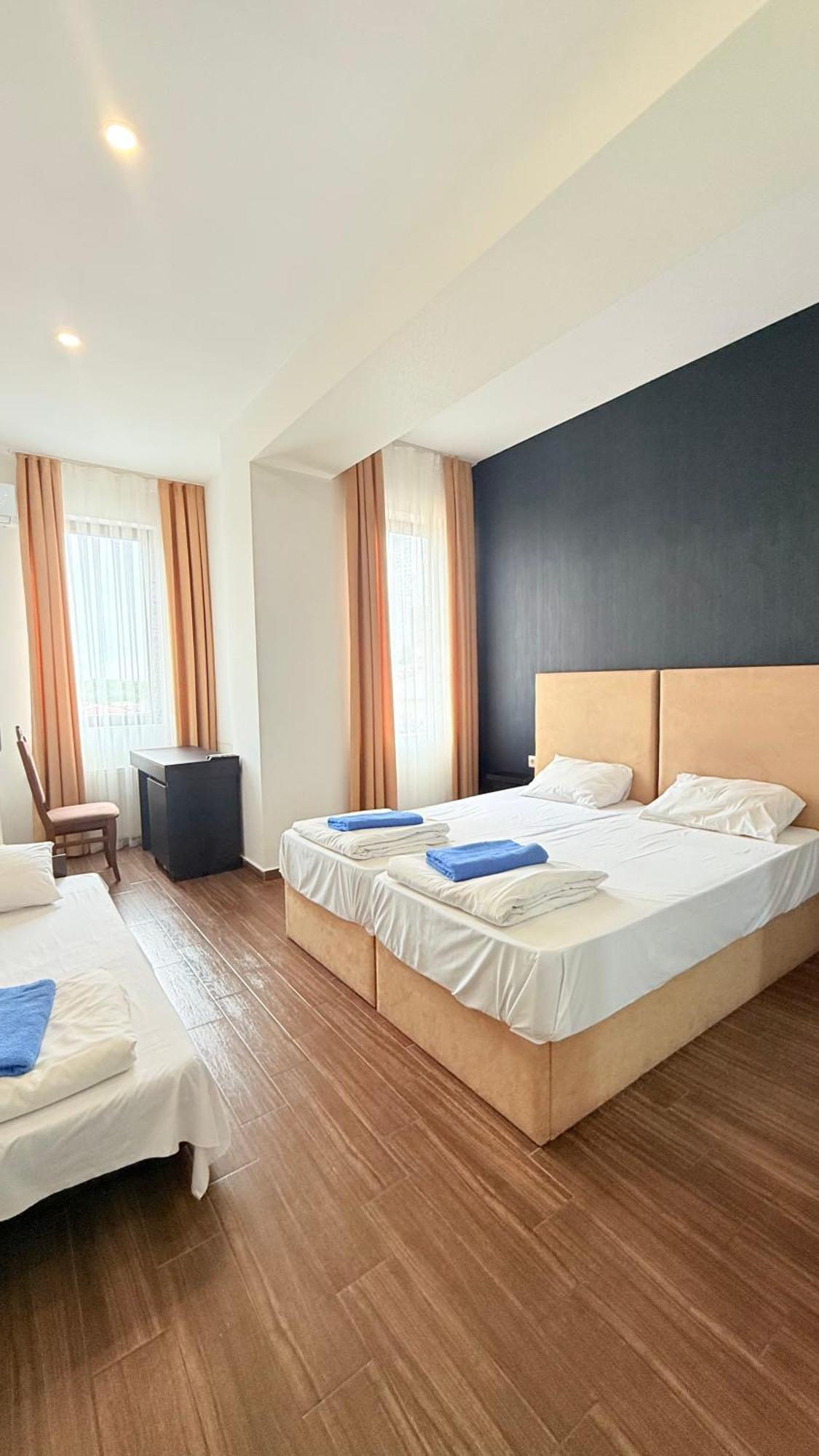 Star Hotel Kutaisi Dış mekan fotoğraf